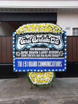Papan Bunga Duka di Purirano